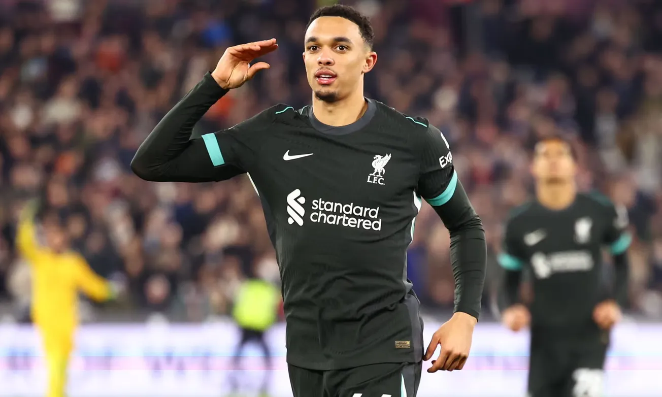 Arne Slot: Liverpool fans will stick with Trent Alexander-Arnold