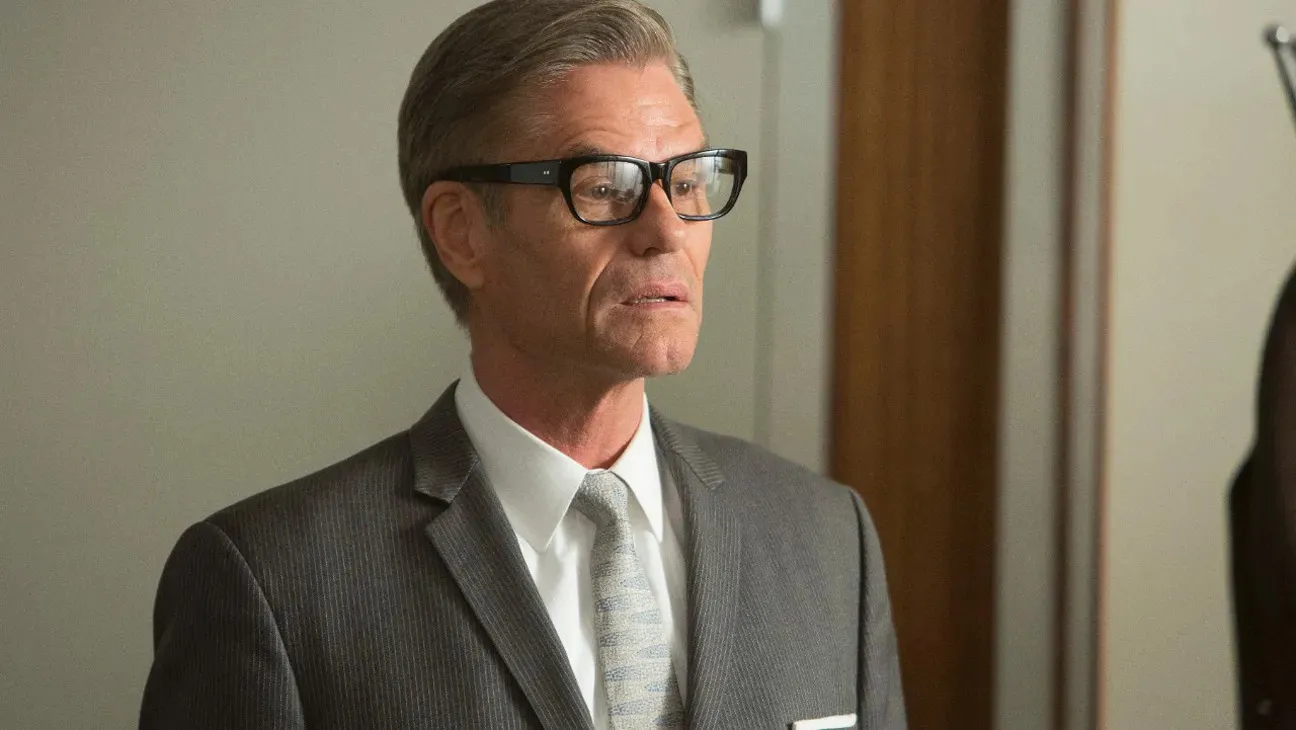 Harry Hamlin casts doubt on Cortland's redemption in Mayfair Witches